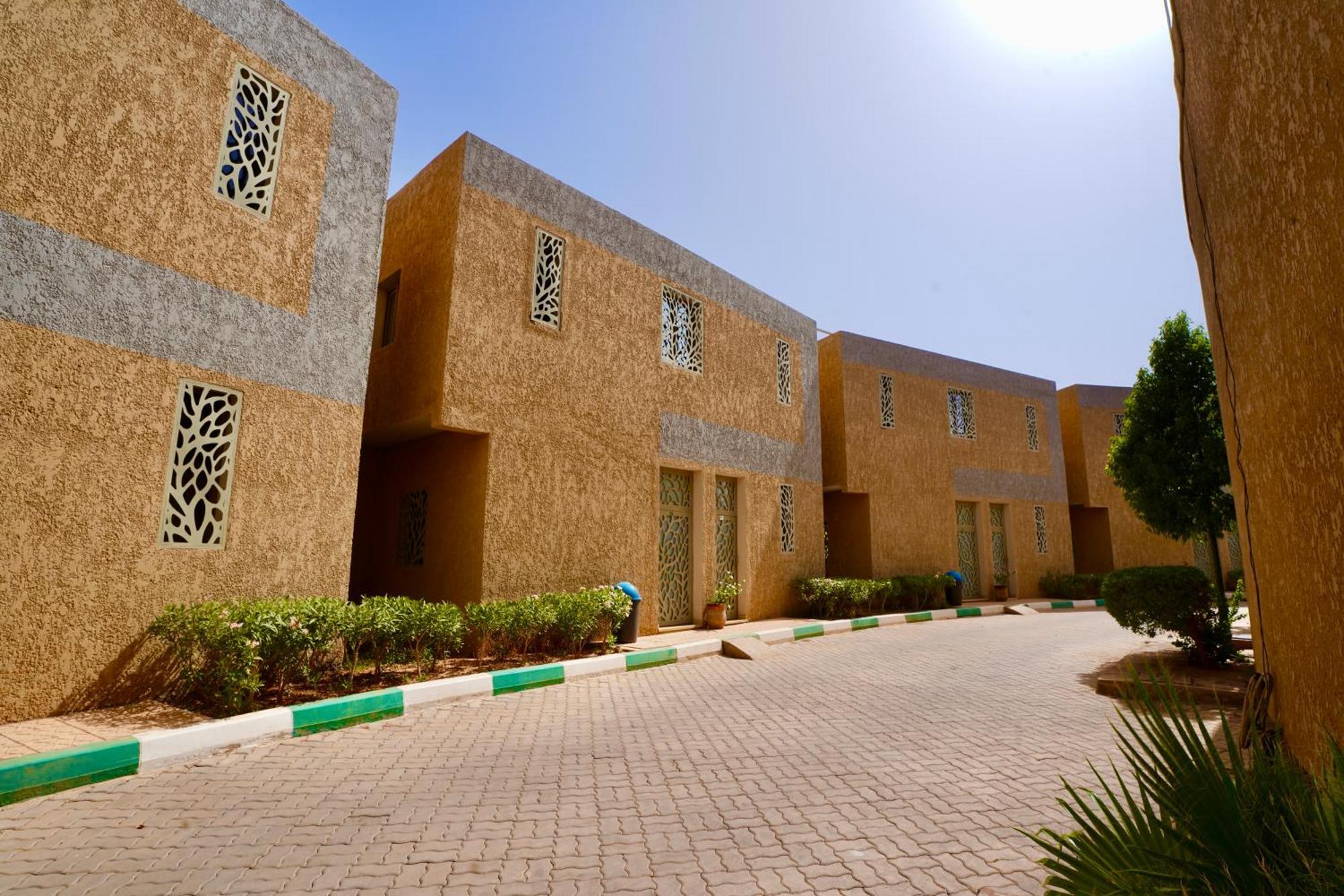 Ourika Camp Suites Hotel & Resort El Harkat Eksteriør bilde