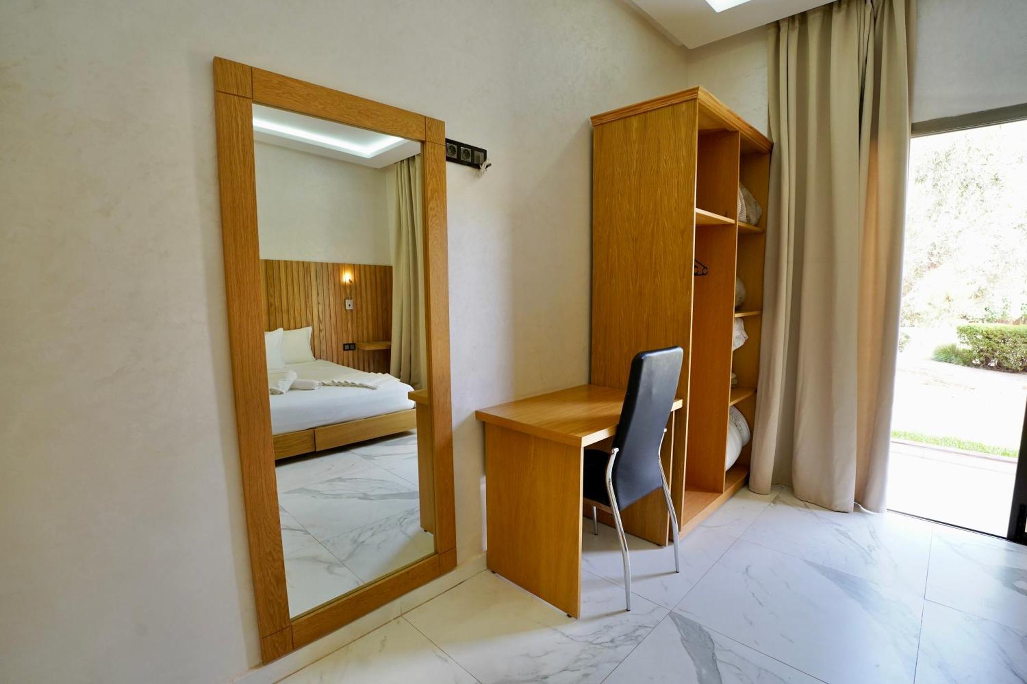 Ourika Camp Suites Hotel & Resort El Harkat Eksteriør bilde